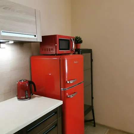 아파트 Little Big Red - Modern