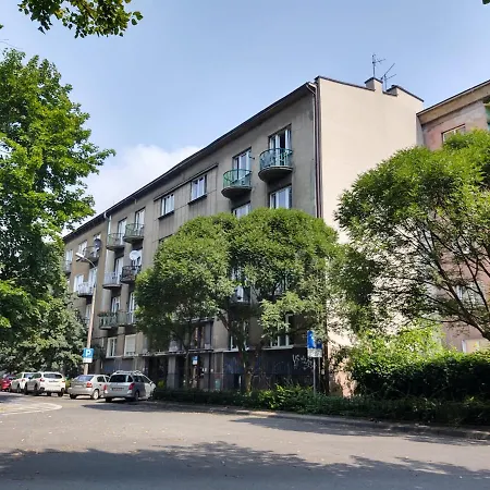 Little Big Red - Modern *