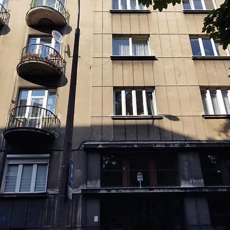 아파트 Little Big Red - Modern