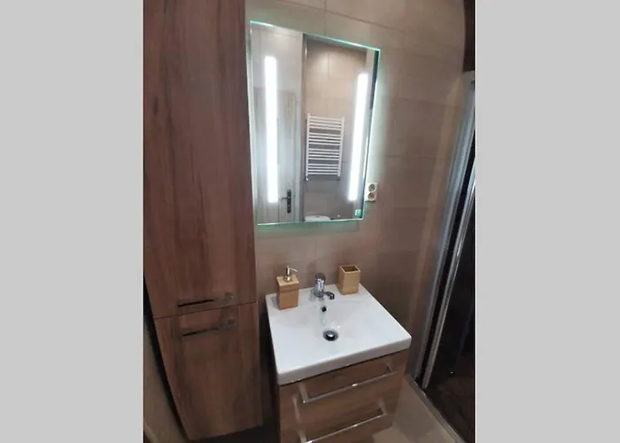 Little Big Red - Modern *