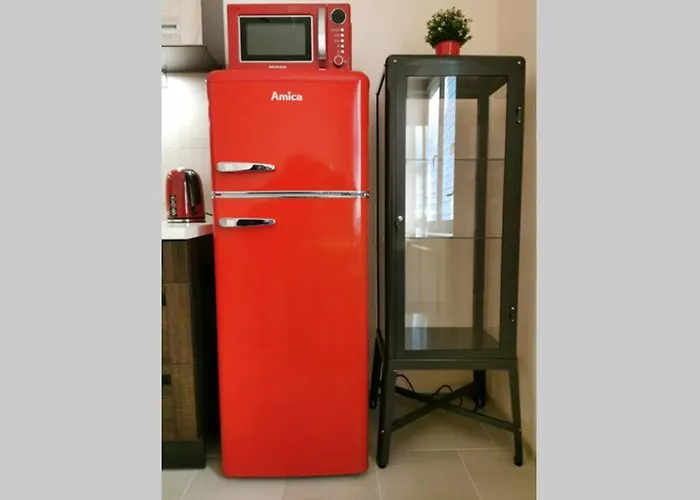 Little Big Red - Modern Krakov