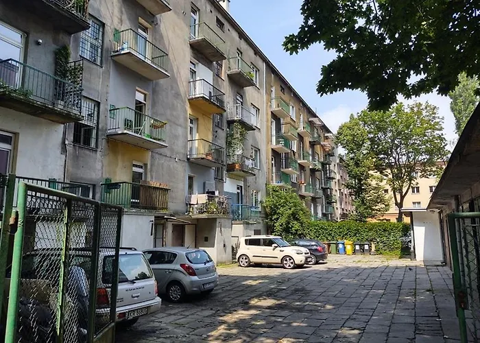 Little Big Red - Modern Krakov